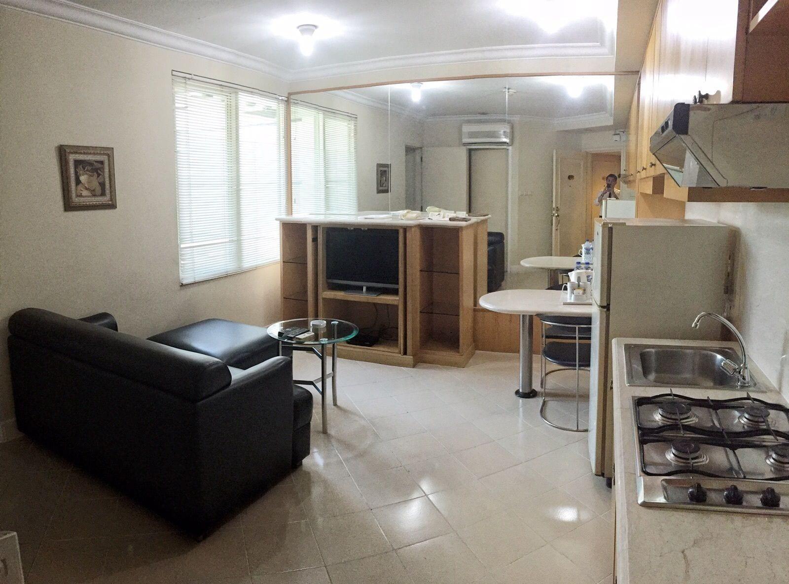 Batavia Hotel & Serviced Apartments Джакарта Экстерьер фото