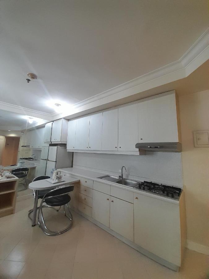 Batavia Hotel & Serviced Apartments Джакарта Экстерьер фото