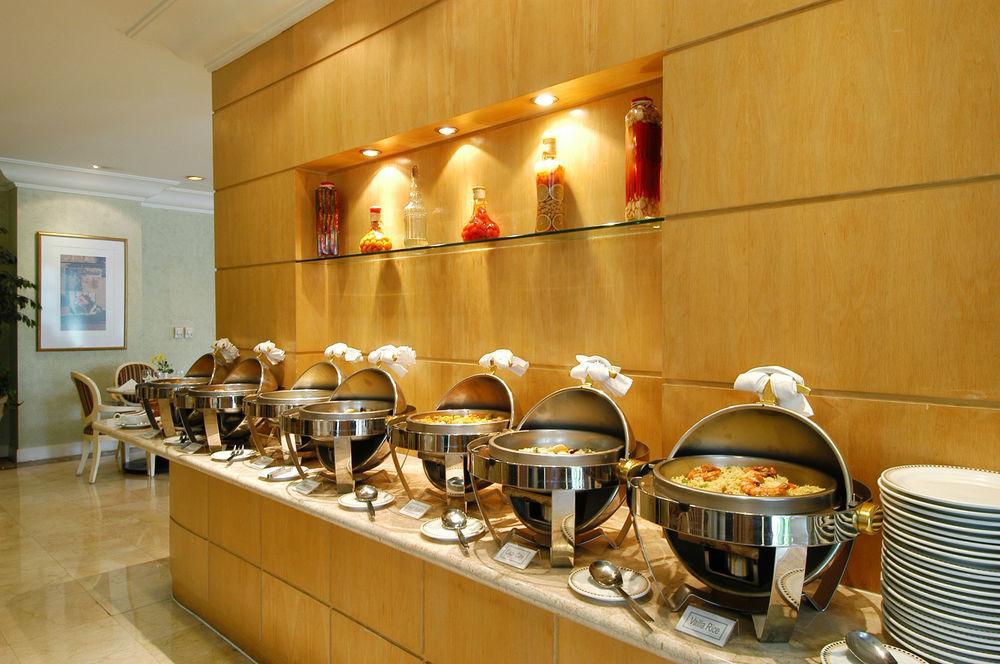 Batavia Hotel & Serviced Apartments Джакарта Экстерьер фото